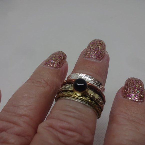 Whimsical "BLACK ONYX" Handmade SPINNER RING with SILVER, GOLD & COPPER #202A - Picture 2 of 3